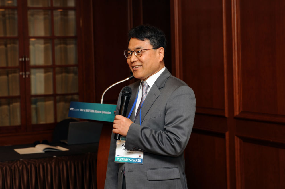 제1회 한-터키한림원 공동심포지엄_기조강연자_이희수 교수.JPG