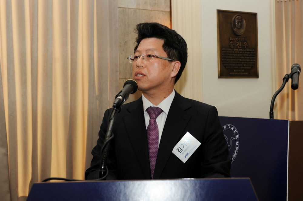 4_김기웅 중앙치매센터 센터장(주제발표 1).JPG