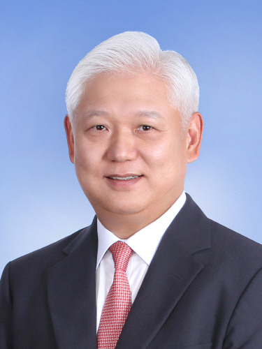 이관영.jpg