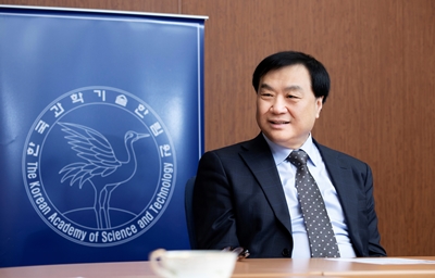 유욱준 원장_썸네일.jpg